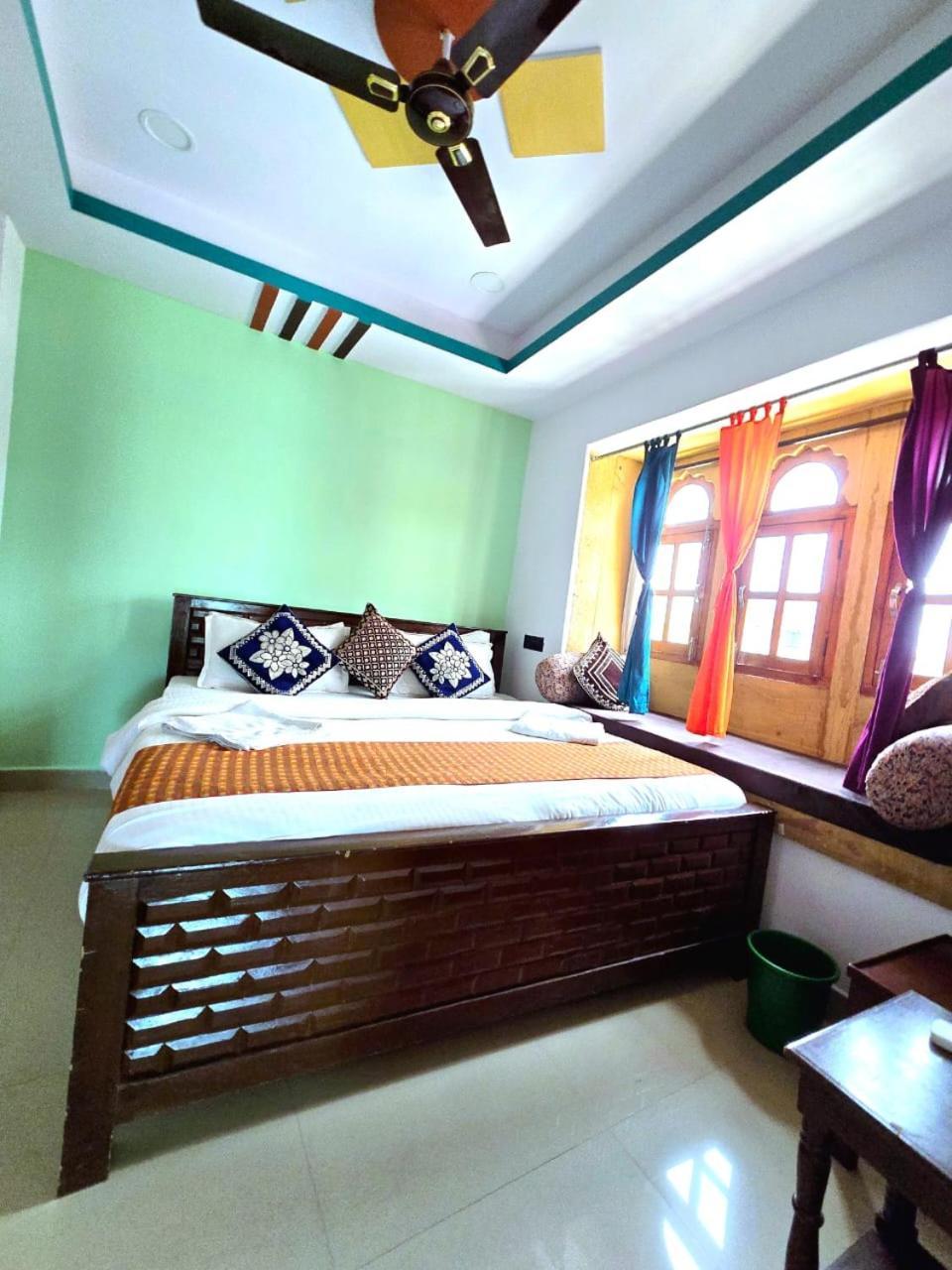 Hotel Neem Haveli Jaisalmer Esterno foto